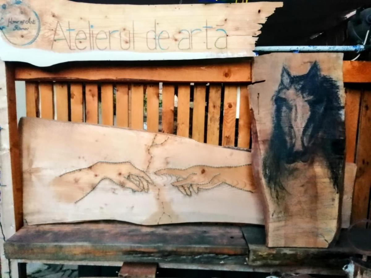 Home Of Art Rîşnov Dış mekan fotoğraf
