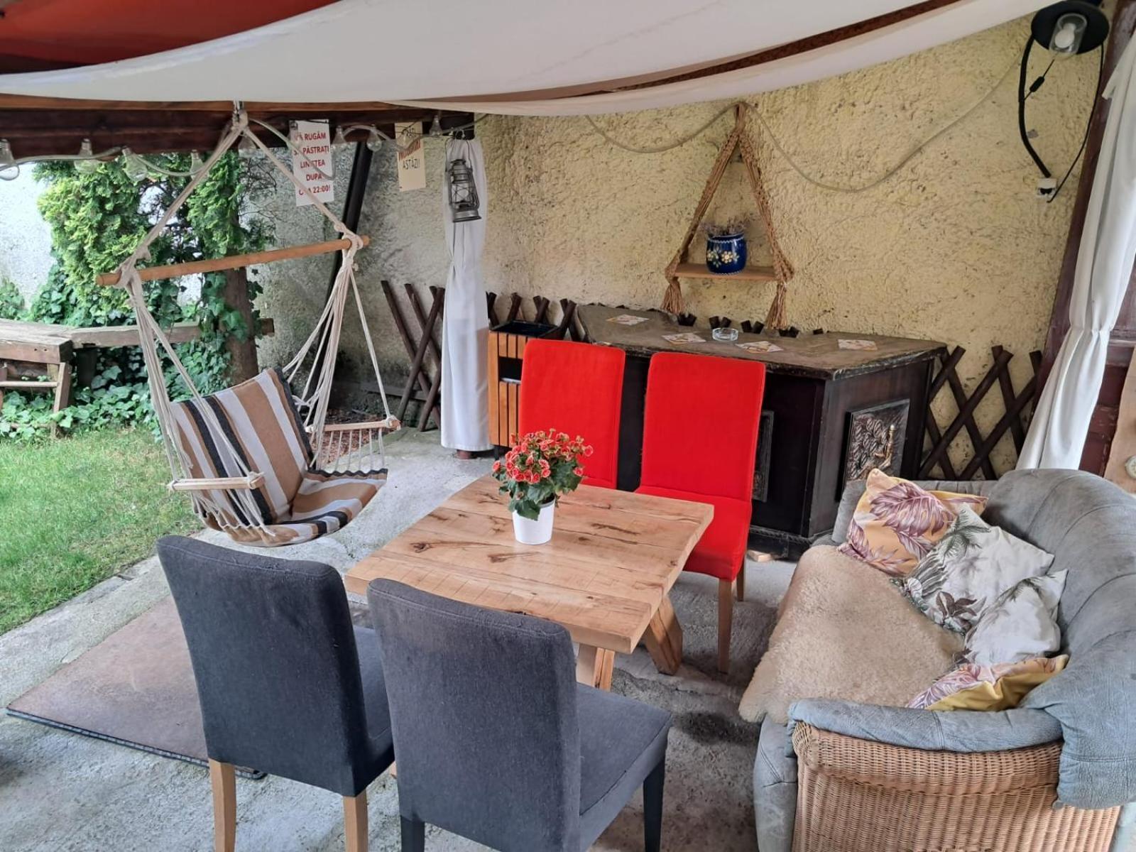 Home Of Art Rîşnov Dış mekan fotoğraf